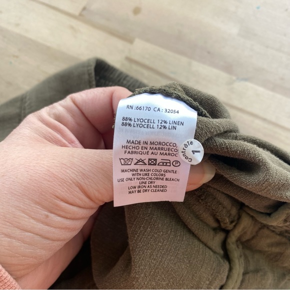 Anthropologie green high rise cropped wide leg pants size XS - Picture 9 of 9